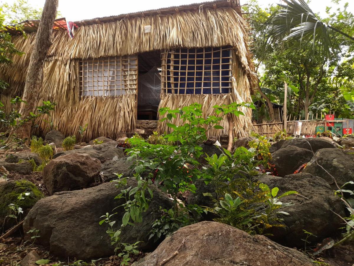 El Bamboo Cabins Balgue Exterior foto